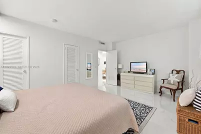 10185 Collins Ave #506, Bal Harbour, FL 33154 - Photo 19