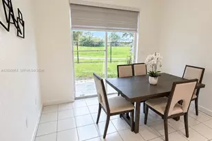 7050 NW 177th St, Hialeah, FL 33015 - Photo 7