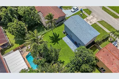 18047 SW 154th Ct, Miami, FL 33187 - Photo 29