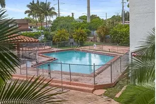 5050 NW 7th St, Miami, FL 33126 - Photo 15