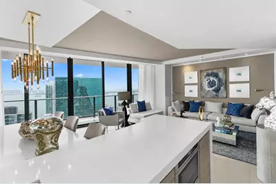 1300 S Miami Ave #4101, Miami, FL 33130 - Photo 3