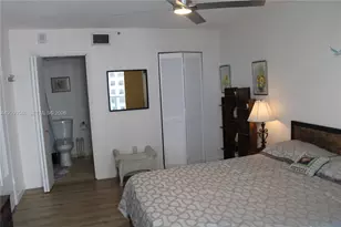 2457 Collins Ave, Miami Beach, FL 33140 - Photo 19