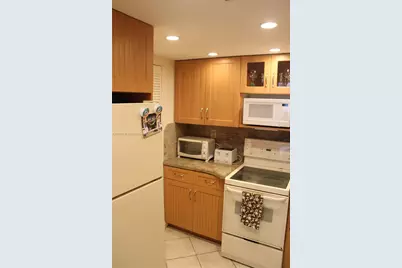 2457 Collins Ave #1502, Miami Beach, FL 33140 - Photo 15