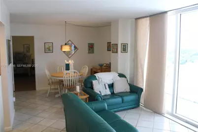 2457 Collins Ave #1502, Miami Beach, FL 33140 - Photo 13