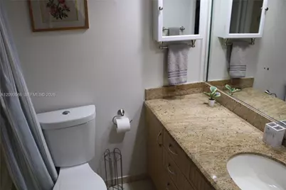 2457 Collins Ave #1502, Miami Beach, FL 33140 - Photo 23