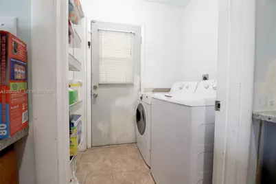 16020 SW 97th Ct, Miami, FL 33157 - Photo 19