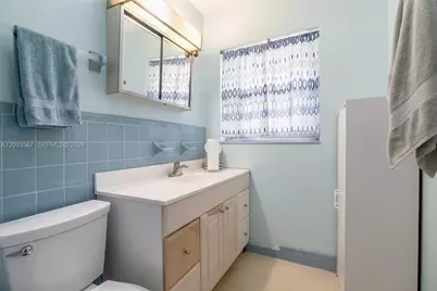 16020 SW 97th Ct, Miami, FL 33157 - Photo 13