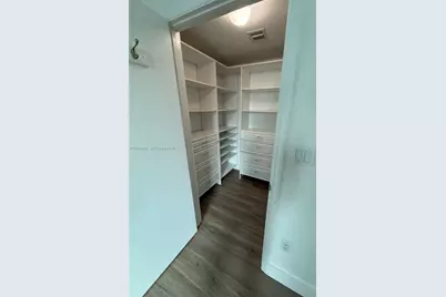 55 SE 6th St #1902, Miami, FL 33131 - Photo 11