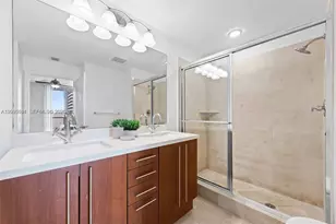 79 SW 12th St, Miami, FL 33130 - Photo 11