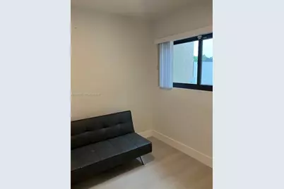 1925 SW 81st Ter, Davie, FL 33324 - Photo 15