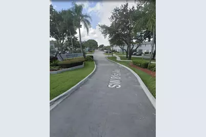 1925 SW 81st Ter, Davie, FL 33324 - Photo 1