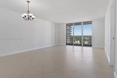 5701 Collins Ave #1007, Miami Beach, FL 33140 - Photo 9