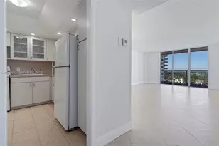 5701 Collins Ave, Miami Beach, FL 33140 - Photo 31