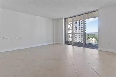 5701 Collins Ave #1007, Miami Beach, FL 33140 - Photo 3