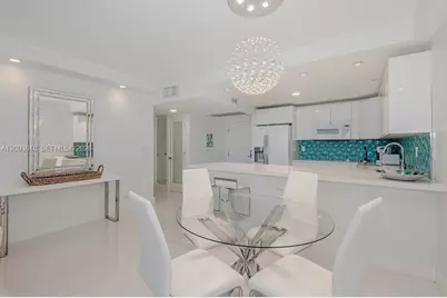 2301 Collins Ave #1424, Miami Beach, FL 33139 - Photo 9