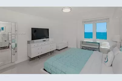 2301 Collins Ave #1424, Miami Beach, FL 33139 - Photo 17