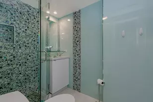 2301 Collins Ave, Miami Beach, FL 33139 - Photo 15