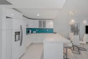 2301 Collins Ave, Miami Beach, FL 33139 - Photo 13