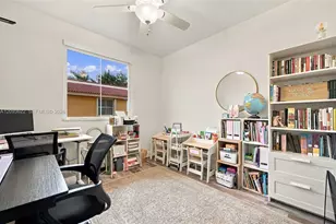 8531 NW 139th Ter, Miami Lakes, FL 33016 - Photo 19