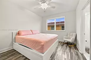 8531 NW 139th Ter, Miami Lakes, FL 33016 - Photo 17