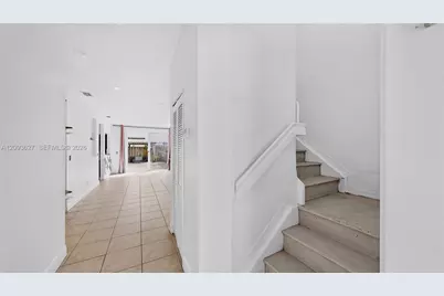 85 SW 15th Ter, Homestead, FL 33030 - Photo 19