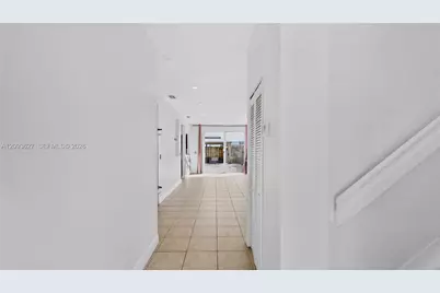 85 SW 15th Ter, Homestead, FL 33030 - Photo 3