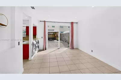 85 SW 15th Ter, Homestead, FL 33030 - Photo 13