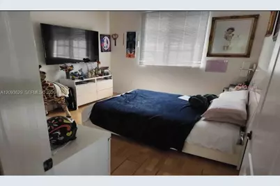 16231 NW 84th Ct, Miami Lakes, FL 33016 - Photo 13