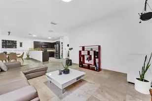 9770 NW 10th St, Miami, FL 33172 - Photo 35