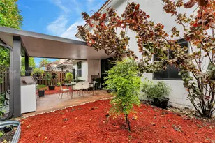 9770 NW 10th St, Miami, FL 33172 - Photo 45