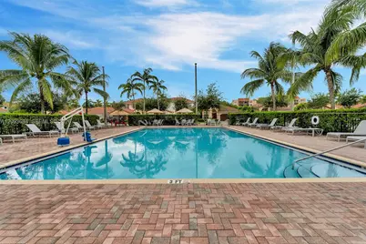 9770 NW 10th St #9770, Miami, FL 33172 - Photo 3