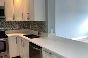 401 Golden Isles Dr, Hallandale Beach, FL 33009 - Photo 15