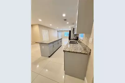 1770 NW 55th St #1770, Miami, FL 33142 - Photo 9