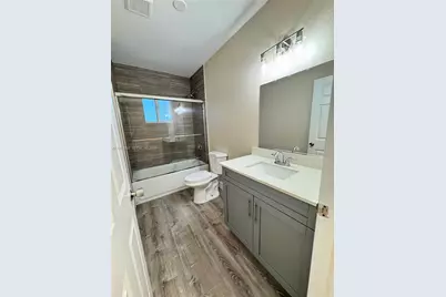 1770 NW 55th St #1770, Miami, FL 33142 - Photo 23