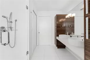 2020 N Bayshore Dr, Miami, FL 33137 - Photo 13