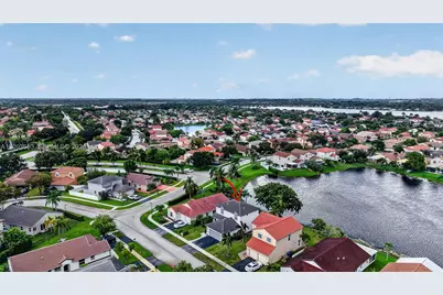 18577 NW 19th St, Pembroke Pines, FL 33029 - Photo 47