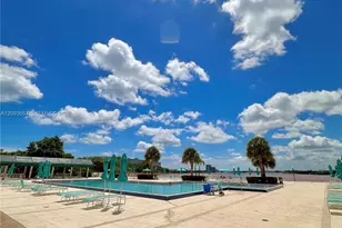 300 Bayview Dr, Sunny Isles Beach, FL 33160 - Photo 31