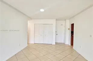 300 Bayview Dr, Sunny Isles Beach, FL 33160 - Photo 11