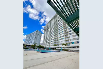 300 Bayview Dr #701, Sunny Isles Beach, FL 33160 - Photo 33