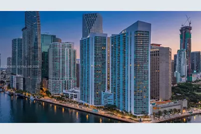 325 S Biscayne Blvd #2320, Miami, FL 33131 - Photo 1