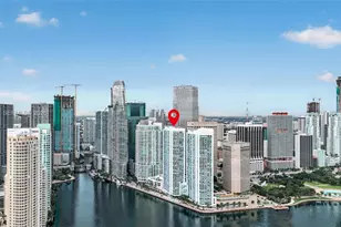 325 S Biscayne Blvd, Miami, FL 33131 - Photo 3
