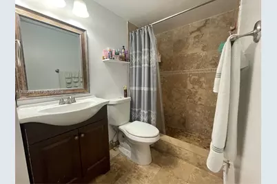 961 W 37th Ter #30, Hialeah, FL 33012 - Photo 9