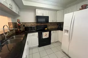 961 W 37th Terrace, Hialeah, FL 33012 - Photo 3