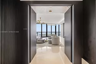 1000 Biscayne Blvd, Miami, FL 33132 - Photo 1