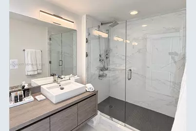 400 Sunny Isles Blvd #403, Sunny Isles Beach, FL 33160 - Photo 25