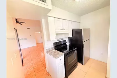 1021 Adams Ave #1021E, Homestead, FL 33034 - Photo 7