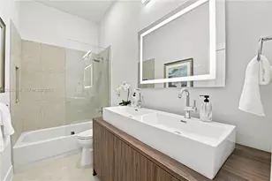 16012 Opal Creek Dr, Weston, FL 33331 - Photo 27