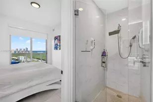 16385 Biscayne Blvd, North Miami Beach, FL 33160 - Photo 29