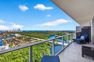 16385 Biscayne Blvd, North Miami Beach, FL 33160 - Photo 9