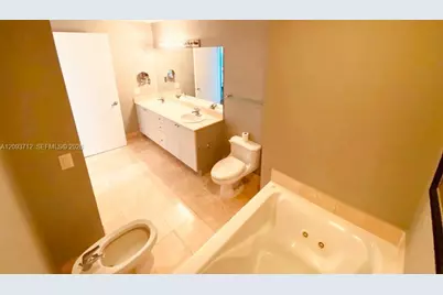 17375 Collins Ave #2606, Sunny Isles Beach, FL 33160 - Photo 17